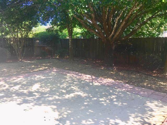 PARKER'S LANDING - Residential Lease