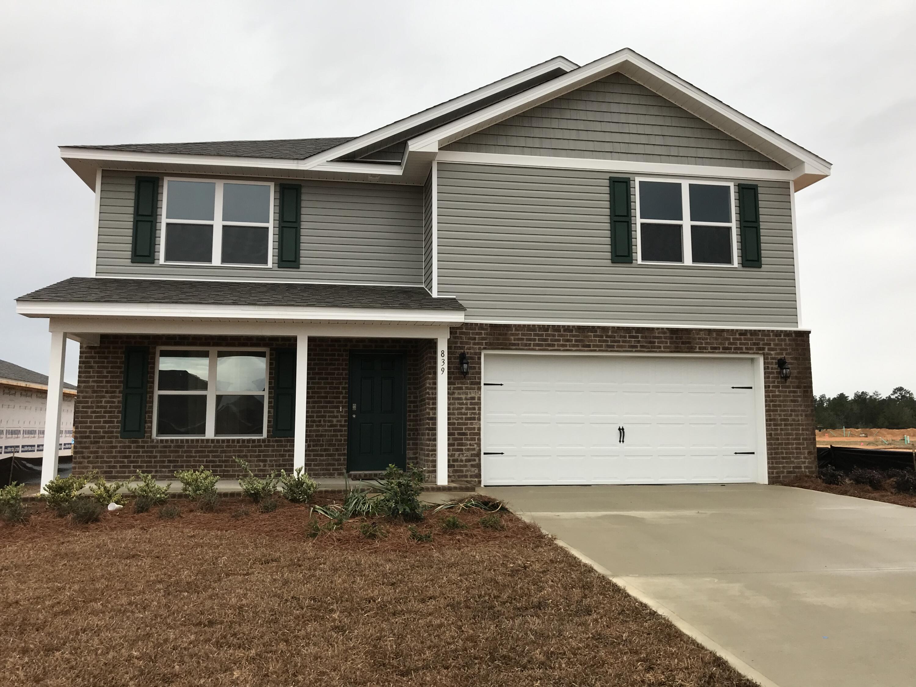 Beautiful Redstone Commons.  No electric bill comes with this one.  This spacious 5 bedroom 3 bath boasts an open floor plan. Open kitchen with plenty of cabinets for storage. Lots of open counter tops and an island for your convenience. New stainless appliances. Breakfast area just off the kitchen with a formal dining room or bonus room. First floors features a full bedroom and bath for your convenience. Upstairs you will find the other 4 bedrooms and 2 baths. You will also find a bonus room for an office or playroom. Lovely Redstone Commons boast a beautiful pool for beating that July summer heat.