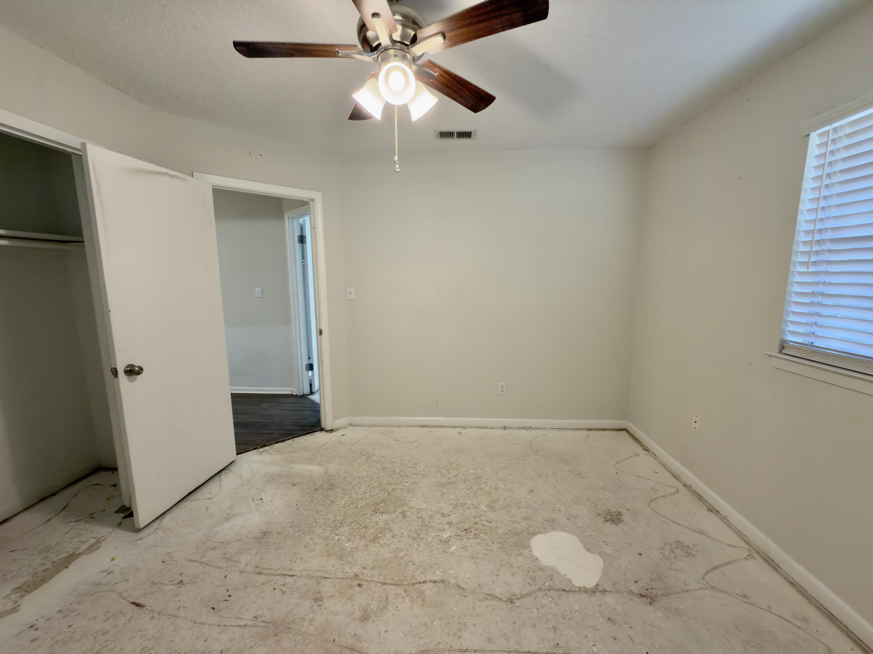 TALL PINES - Residential