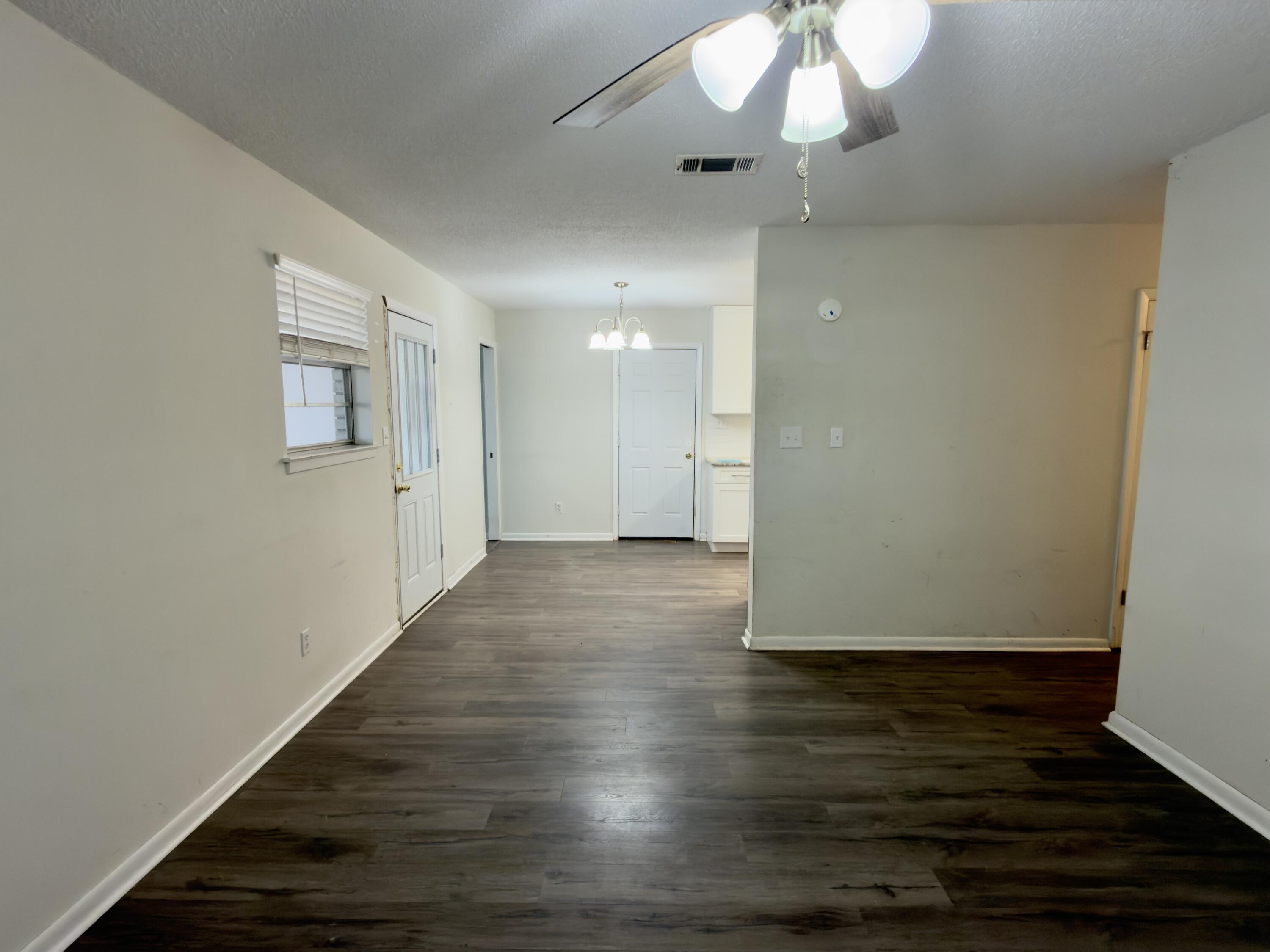 TALL PINES - Residential