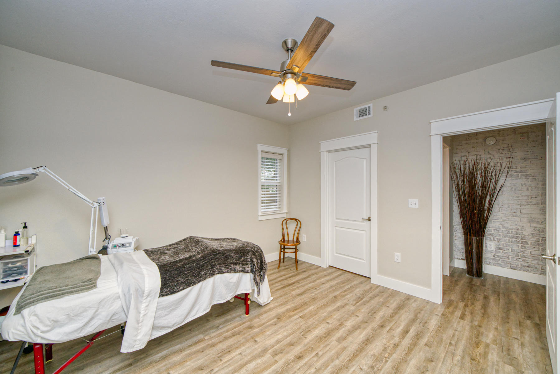 Old Bay Village Condo - Residential