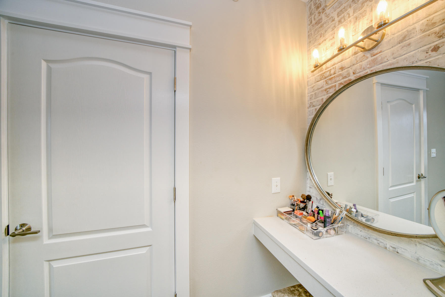 Old Bay Village Condo - Residential