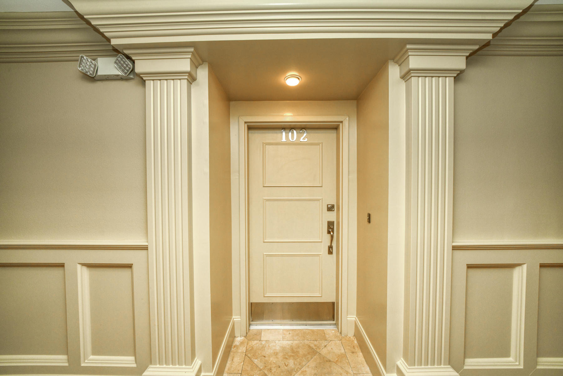 Old Bay Village Condo - Residential