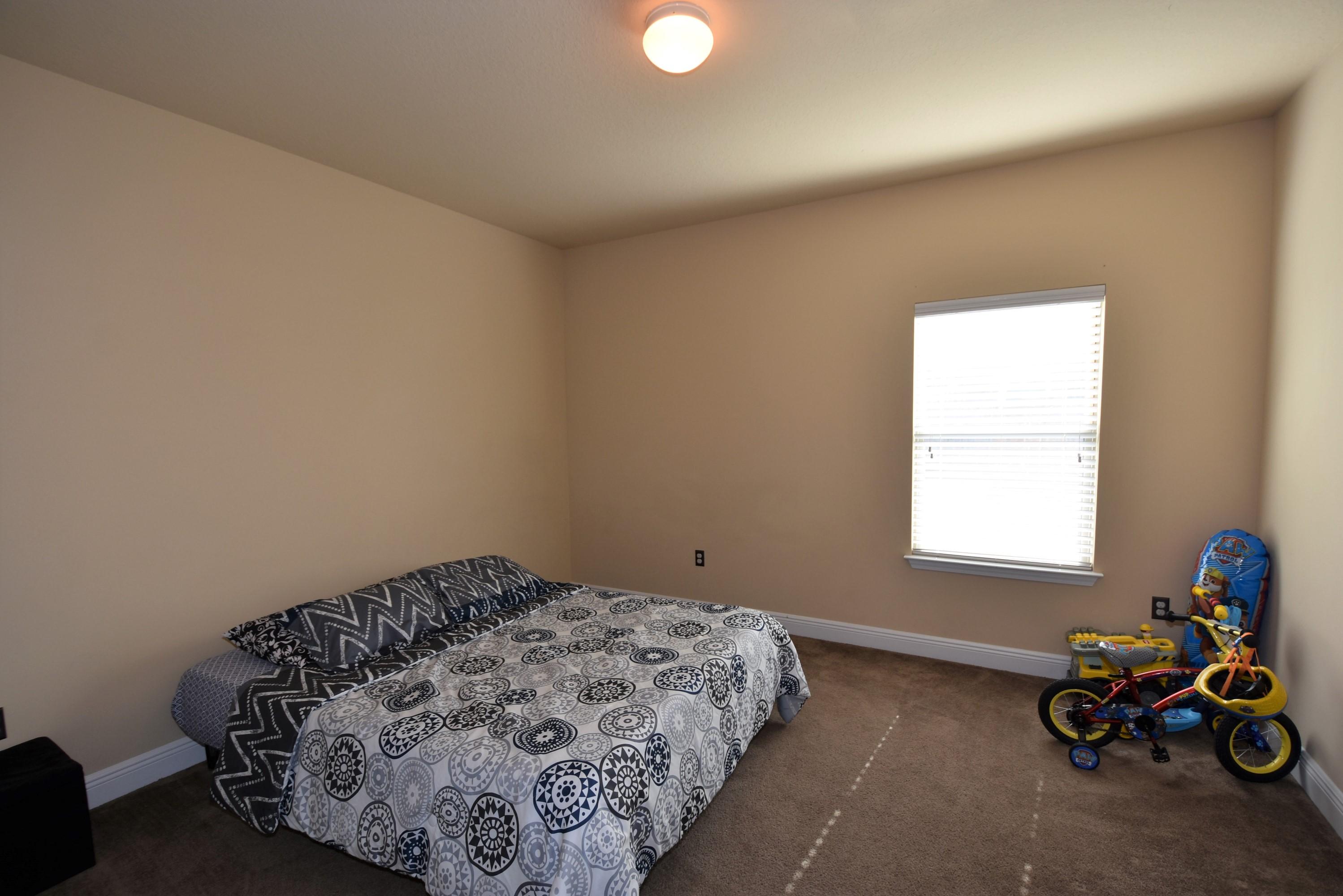 LIBERTY OAKS - Residential