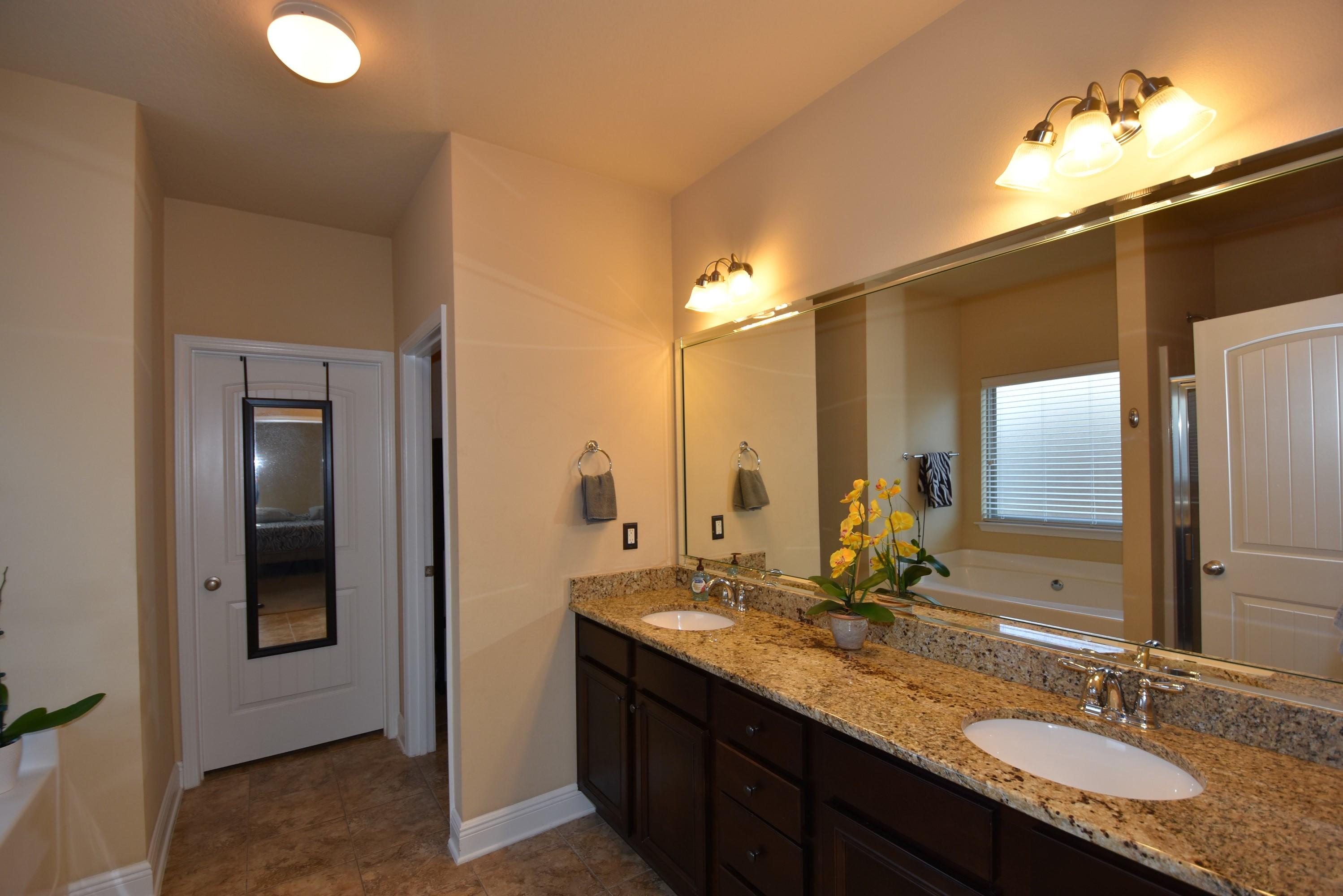 LIBERTY OAKS - Residential