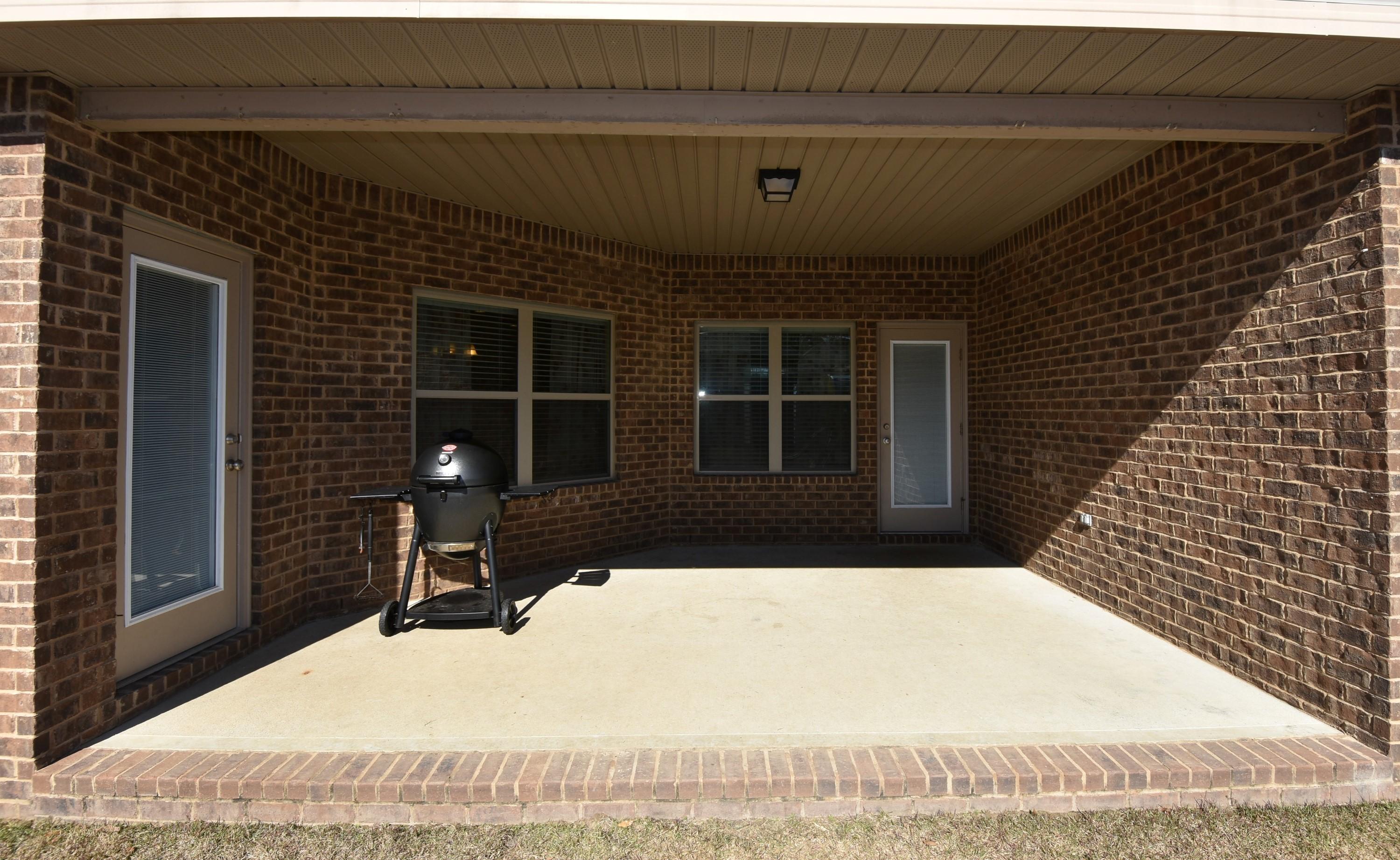 LIBERTY OAKS - Residential