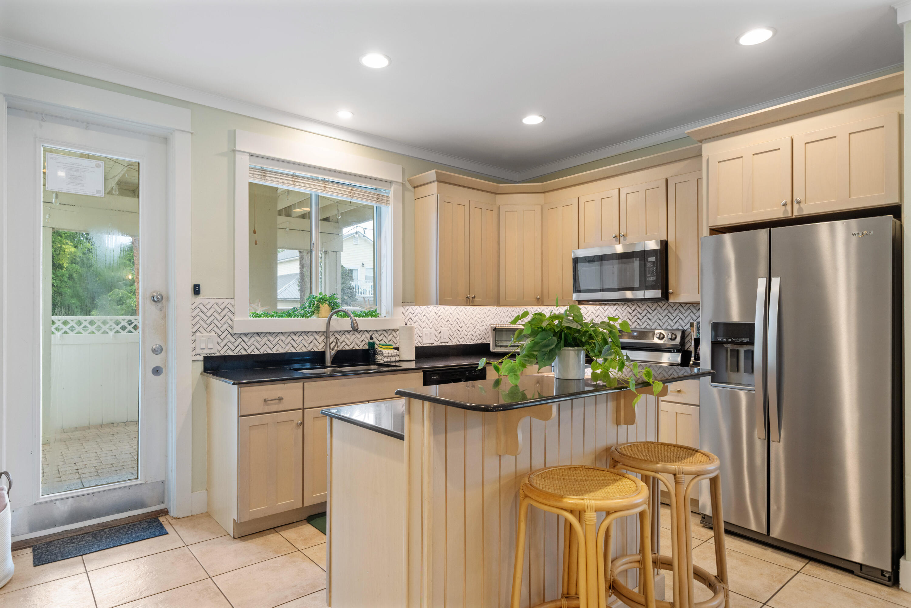 EMERALD WATERS VILLAGE - Residential