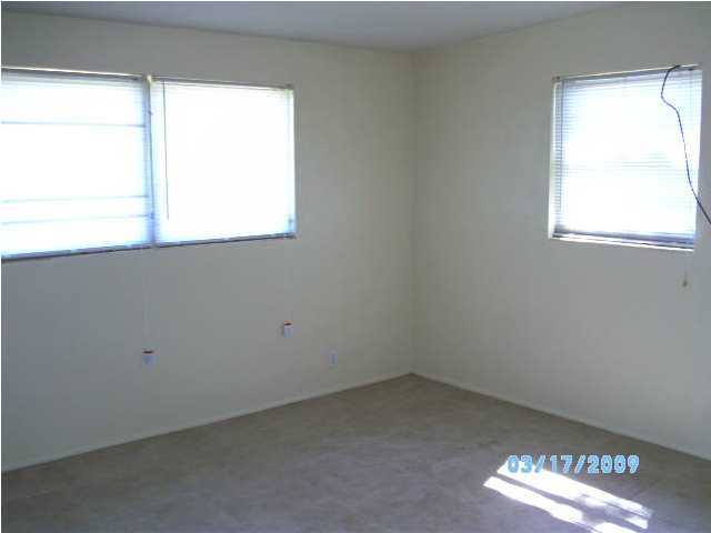 VALPARAISO PINECREST 2 - Residential Lease