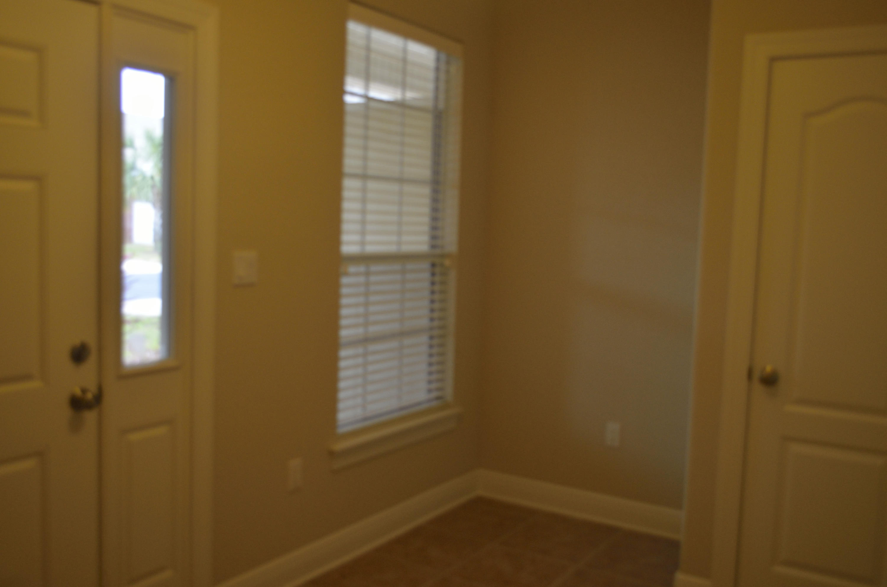 DIAMOND LAKES - Residential