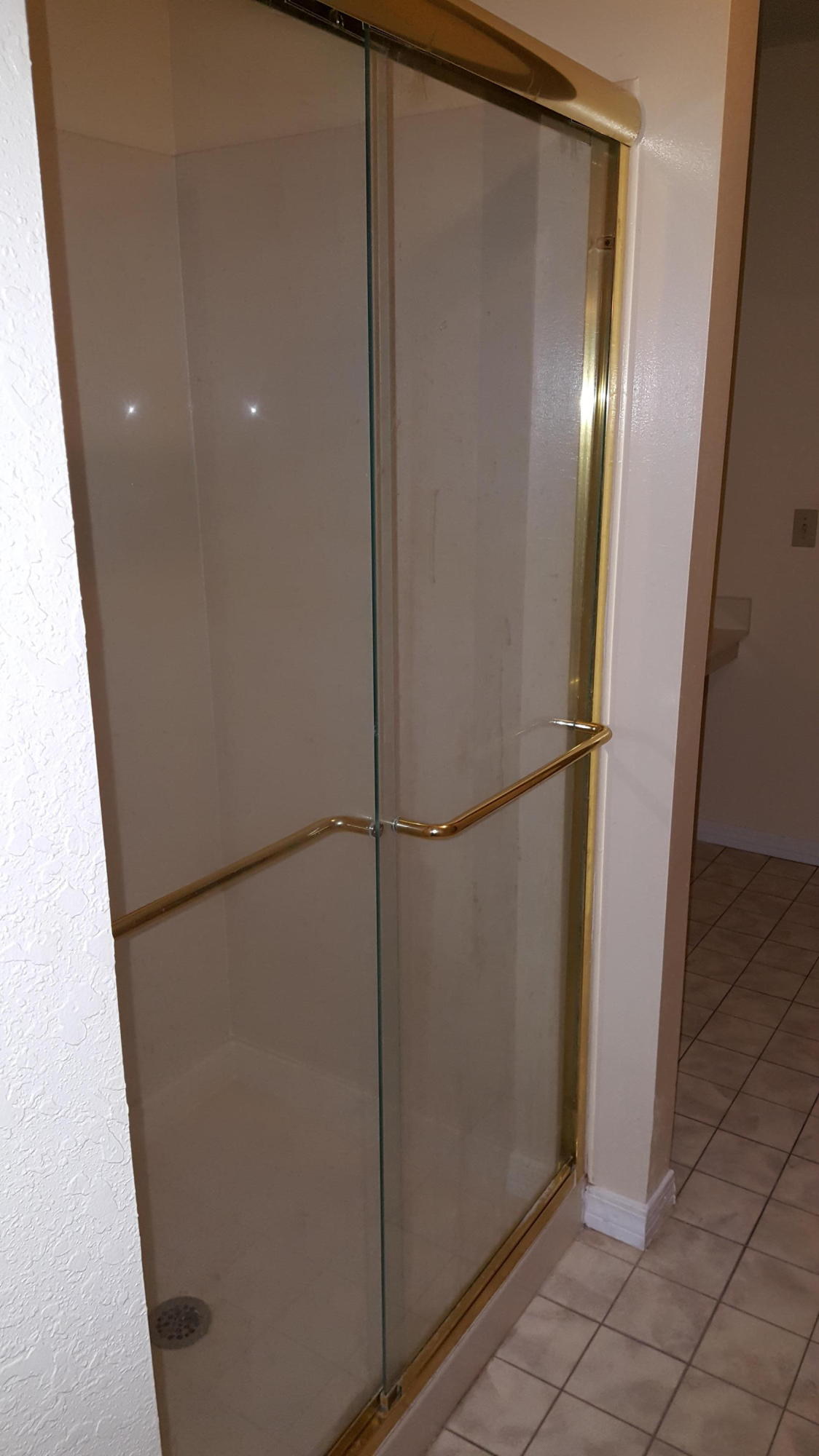 NORTHVIEW ESTATES 3RD ADDN - Residential Lease