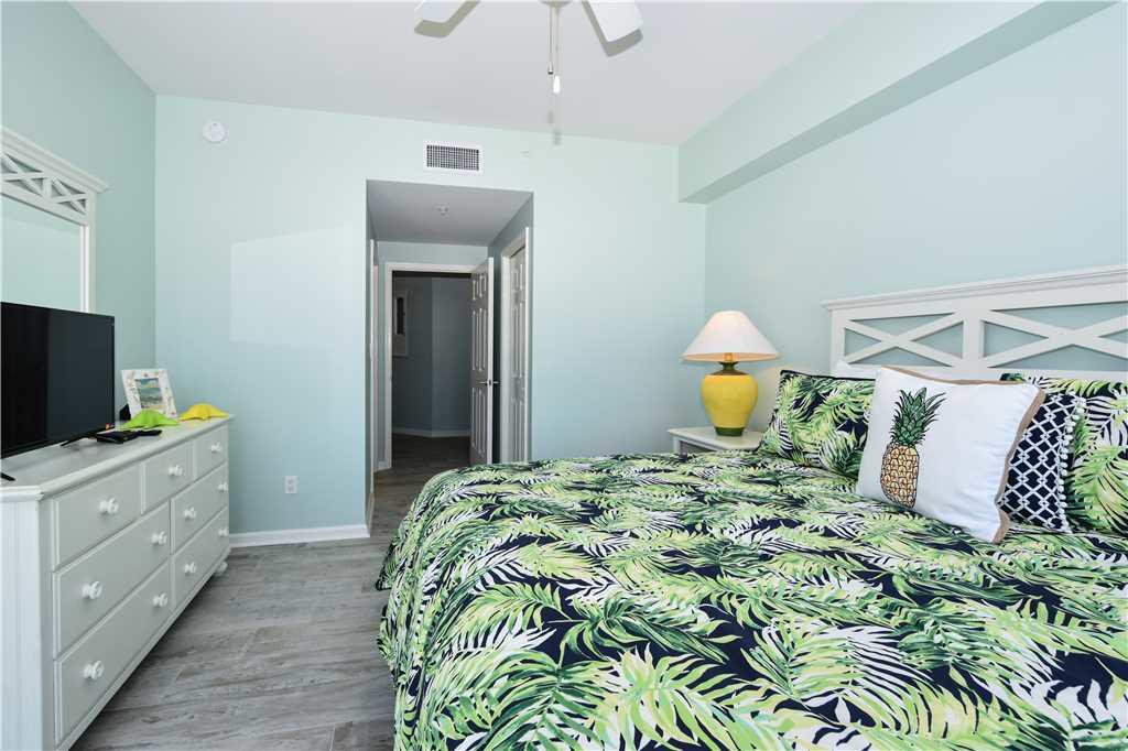 SILVER BEACH TOWERS - Residential