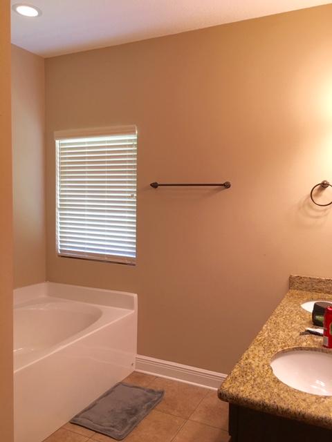 ZARCHARY ESTATES - Residential Lease