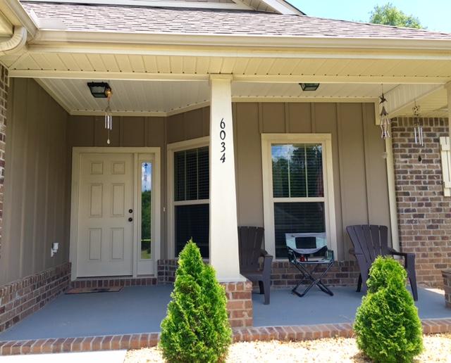 ZARCHARY ESTATES - Residential Lease