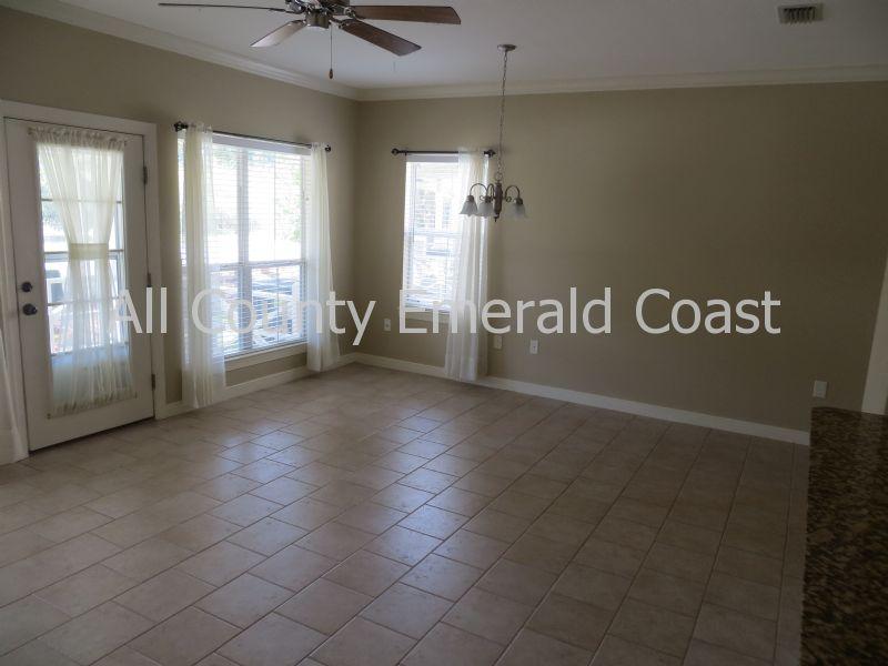 TWIN LAKES TOWNHOMES PH 2 - Residential Lease