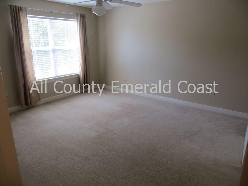 TWIN LAKES TOWNHOMES PH 2 - Residential Lease