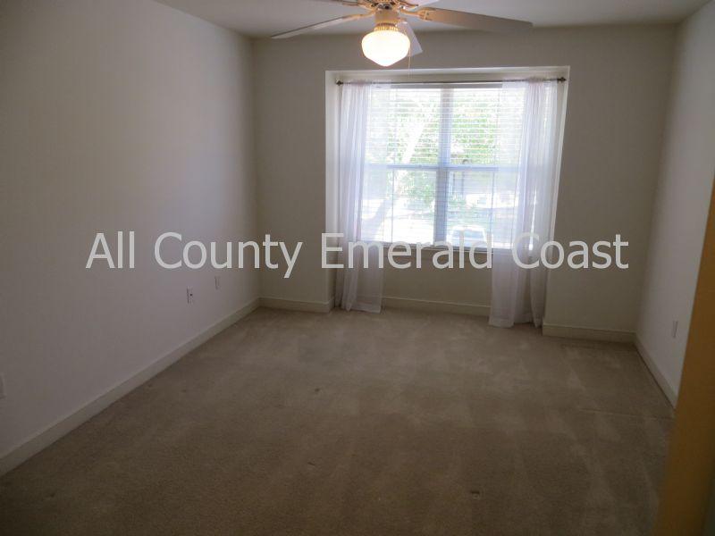 TWIN LAKES TOWNHOMES PH 2 - Residential Lease