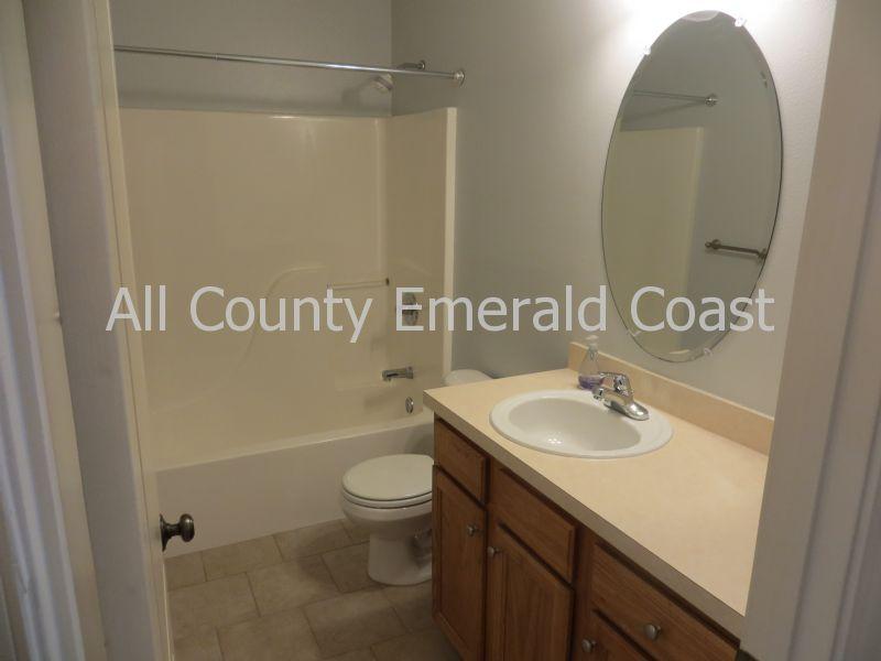 TWIN LAKES TOWNHOMES PH 2 - Residential Lease