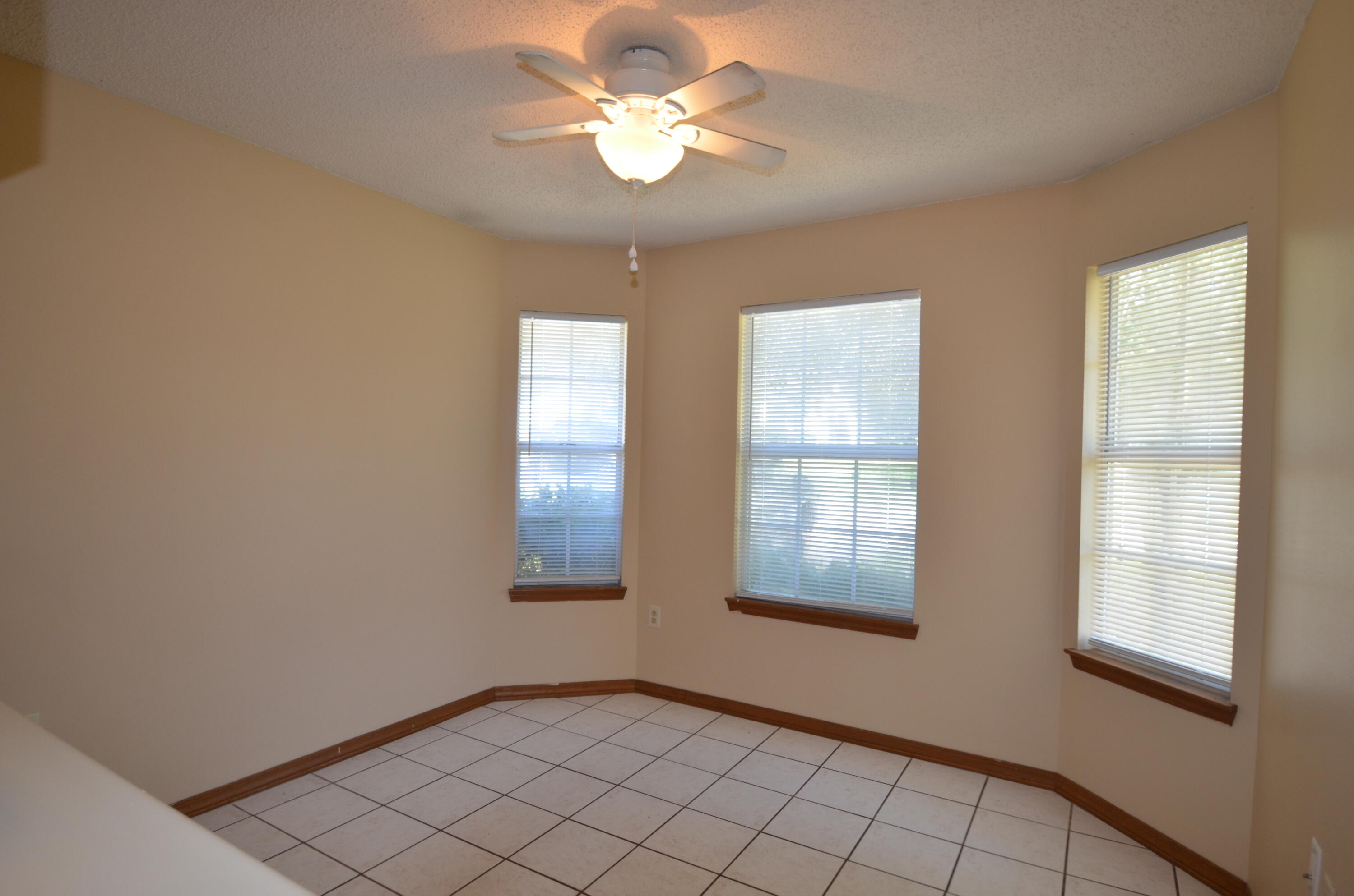 SOUTHVIEW ESTATES PH 2 - Residential Lease