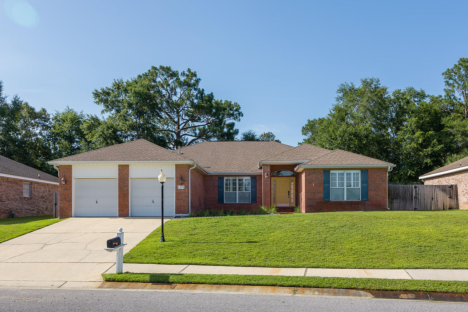 This home is immaculate and move in ready! With the open floor plan and a newly built deck this house is ready for entertaining! The kitchen features new S/S appliances, plenty of cabinets, lots of countertop space an a clear view of the living areas. The master bedroom has ample room for the largest of bedroom sets that leads to his and her closets and vanities. A large garden tub and walk in shower. The windows feature plantation blinds through out most of the house. For the kids, don't worry your bedrooms are large and spacious also!
The outside of the house is well manicured. The house features lawn sprinklers, a freshly landscaped bed, gutters that wrap around the entire house and of course the deck of all decks.
Cha-Ching you've hit the jack-pot! Schedule a showing today!