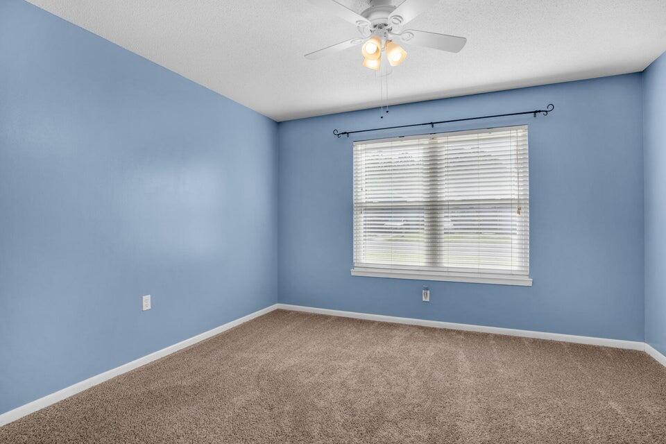 KELLY HILL ESTATES - Residential Lease
