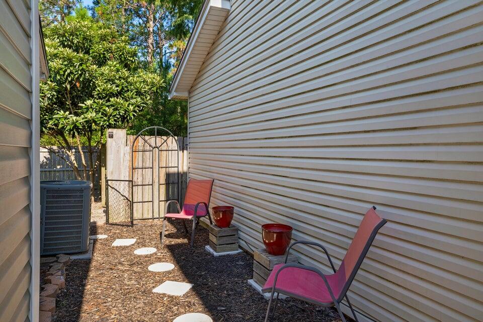 KELLY HILL ESTATES - Residential Lease