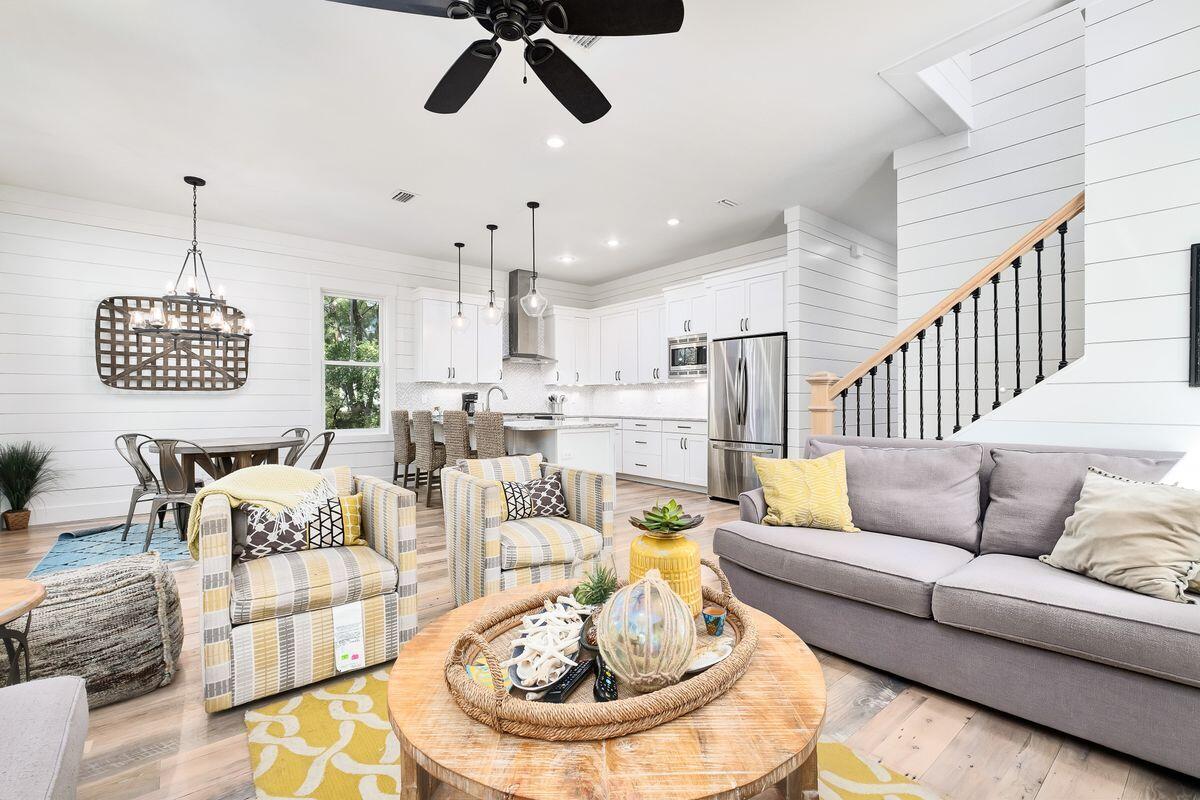 THE HAMMOCKS OF SEAGROVE - Residential