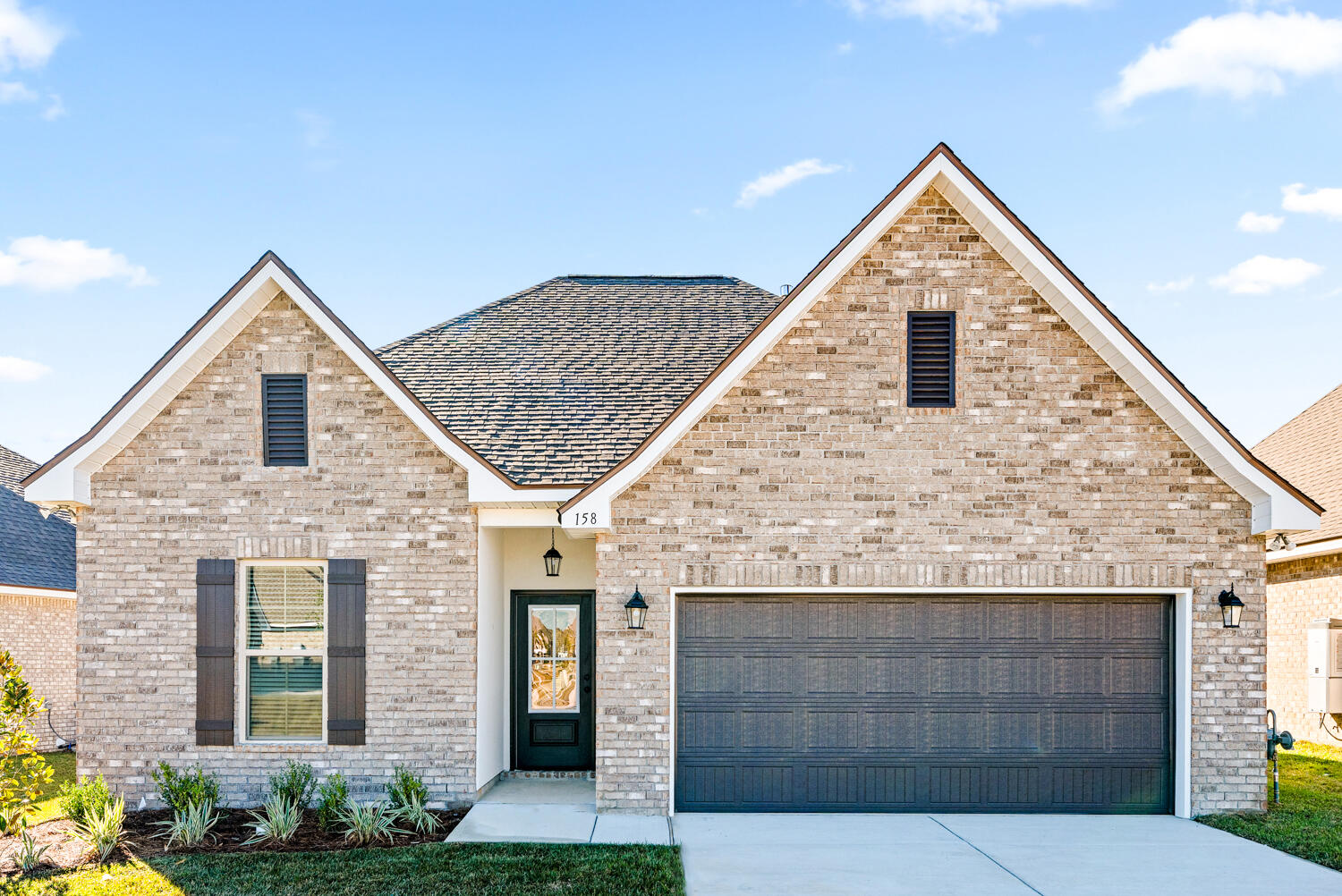 Awesome builder rate plus choice of FREE blinds OR fridge! Restrictions apply.	

The FALKNER III A in The Bluffs at Lafayette community offers a 4 bedroom, 3 full bathroom open design. Upgrades added (list attached).
Special Features: double vanity, garden tub, separate shower, and walk-in closet in master bath, double vanity in 2nd bath, ensuite bath in bed 4, kitchen island, walk-in pantry, covered rear porch, recessed lighting, crown molding, ceiling fans in living and master, framed mirrors, smoke and carbon monoxide detectors, landscaping, architectural 30-year shingles, flood lights, and more!
Energy Efficient Features: tankless gas water heater, kitchen appliance package with gas range, vinyl low E windows, and more! Energy Star Partner.