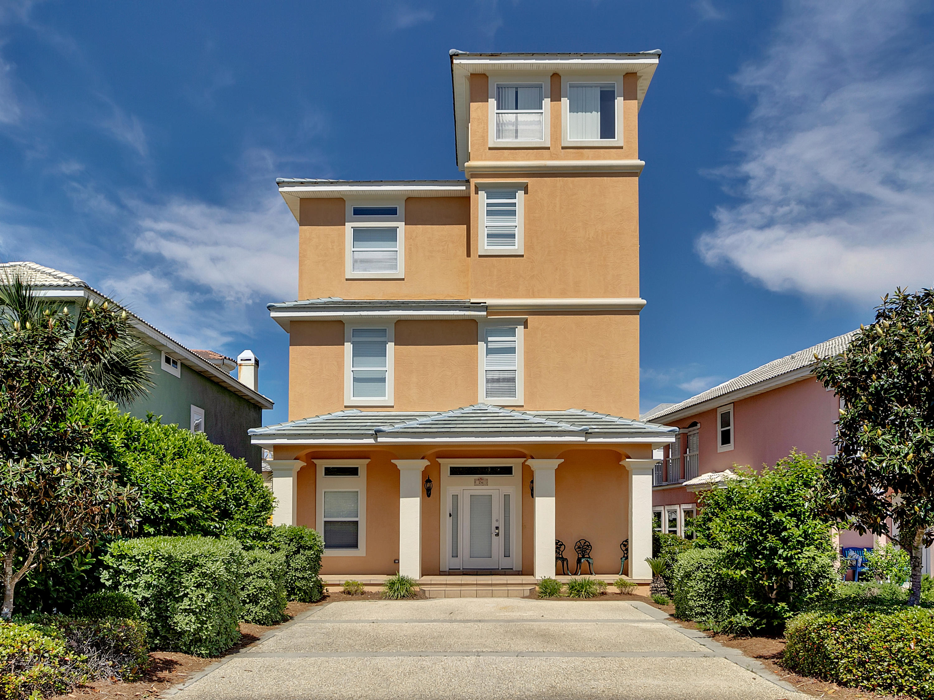 SEA WALK - Residential