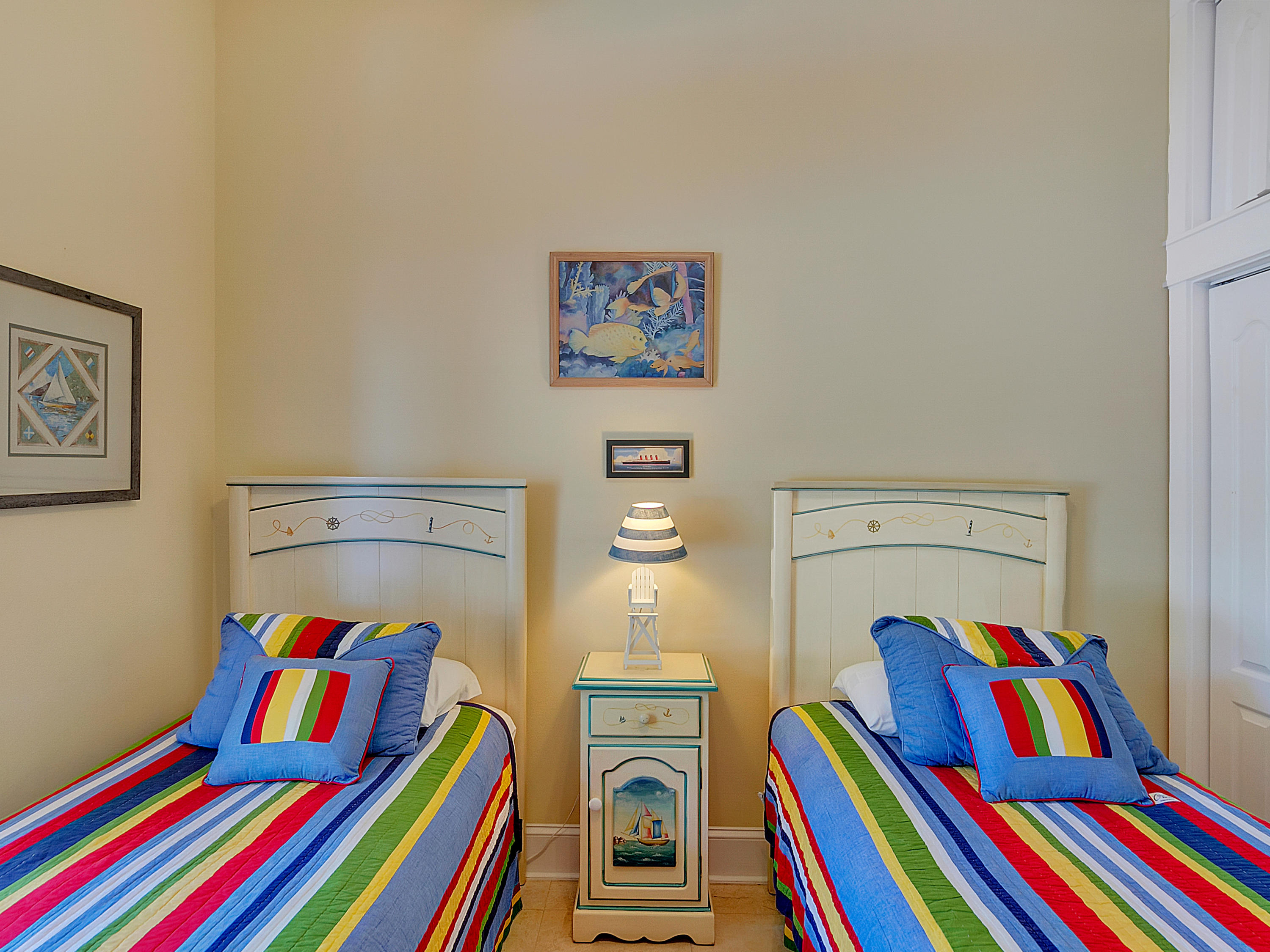 SEA WALK - Residential