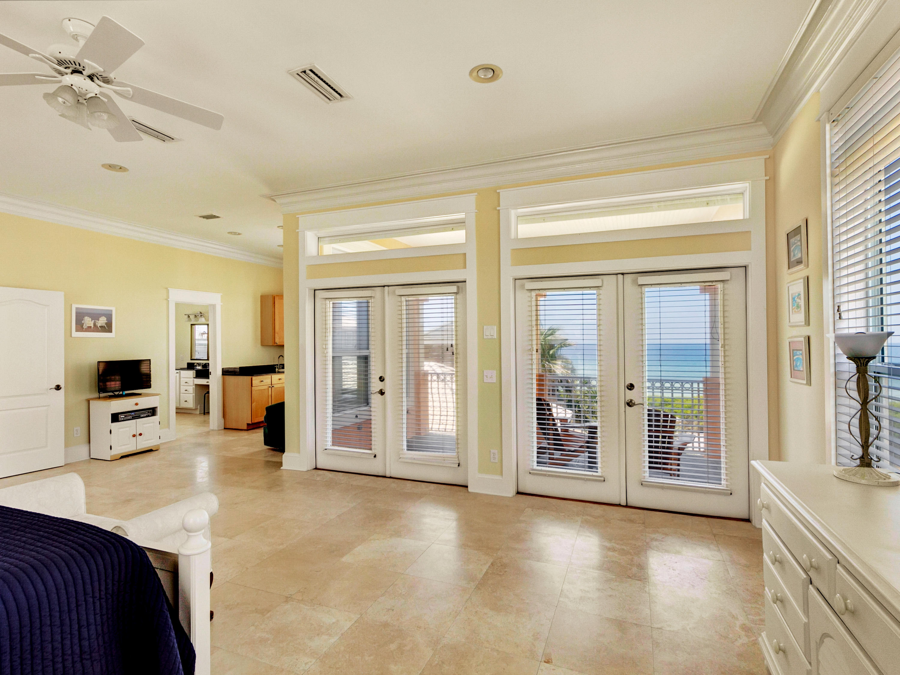 SEA WALK - Residential