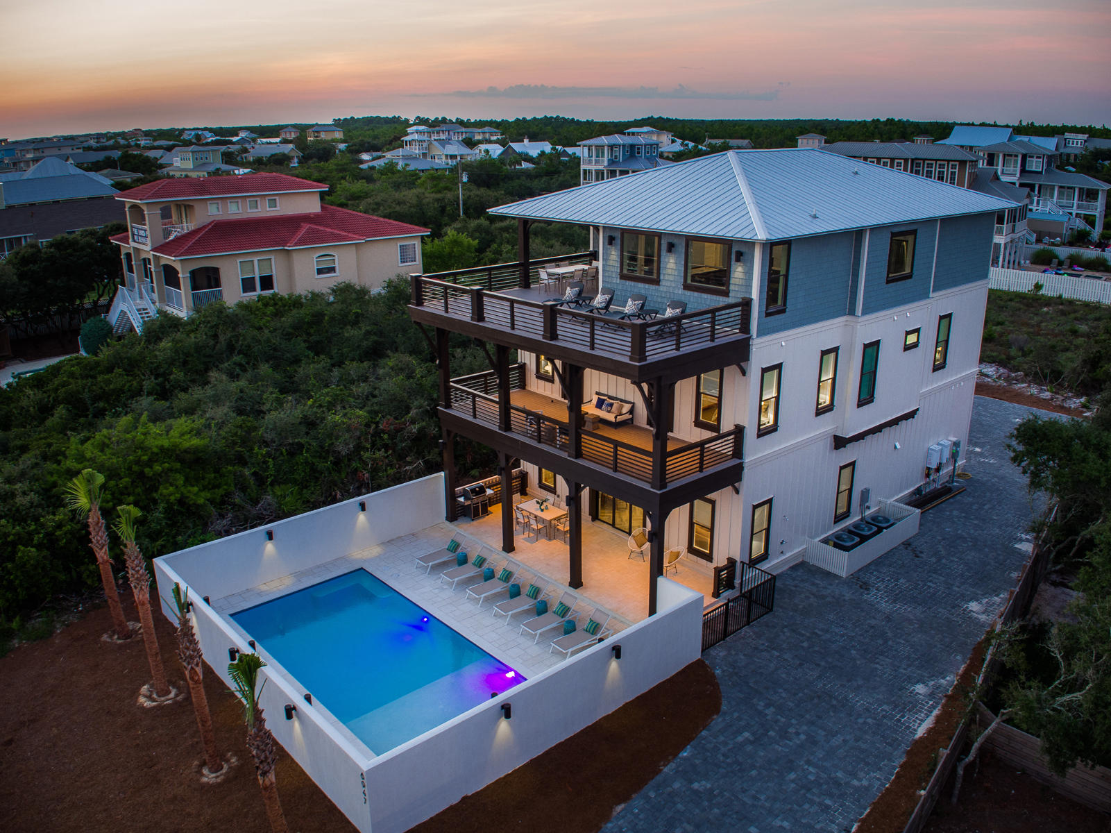 PELICAN POINTE AT CAMP CREEK - Residential
