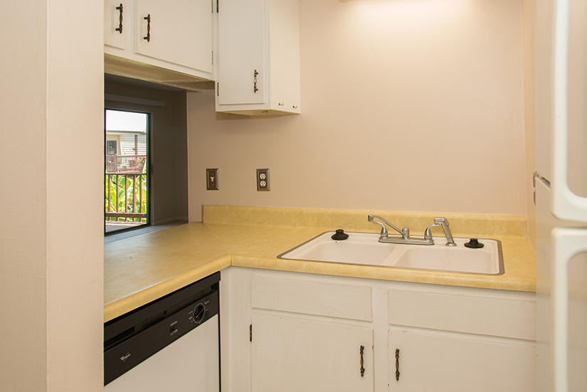 FOUNTAINHEAD CONDO - Residential Lease