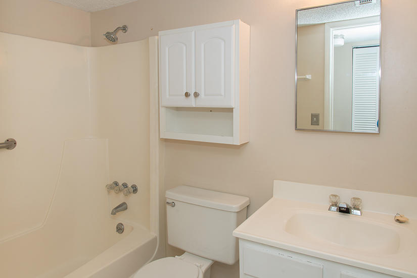 FOUNTAINHEAD CONDO - Residential Lease