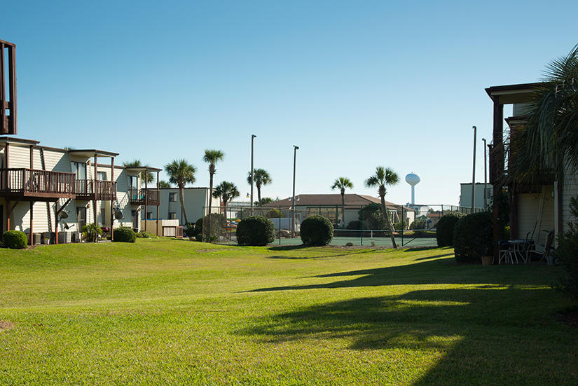 FOUNTAINHEAD CONDO - Residential Lease