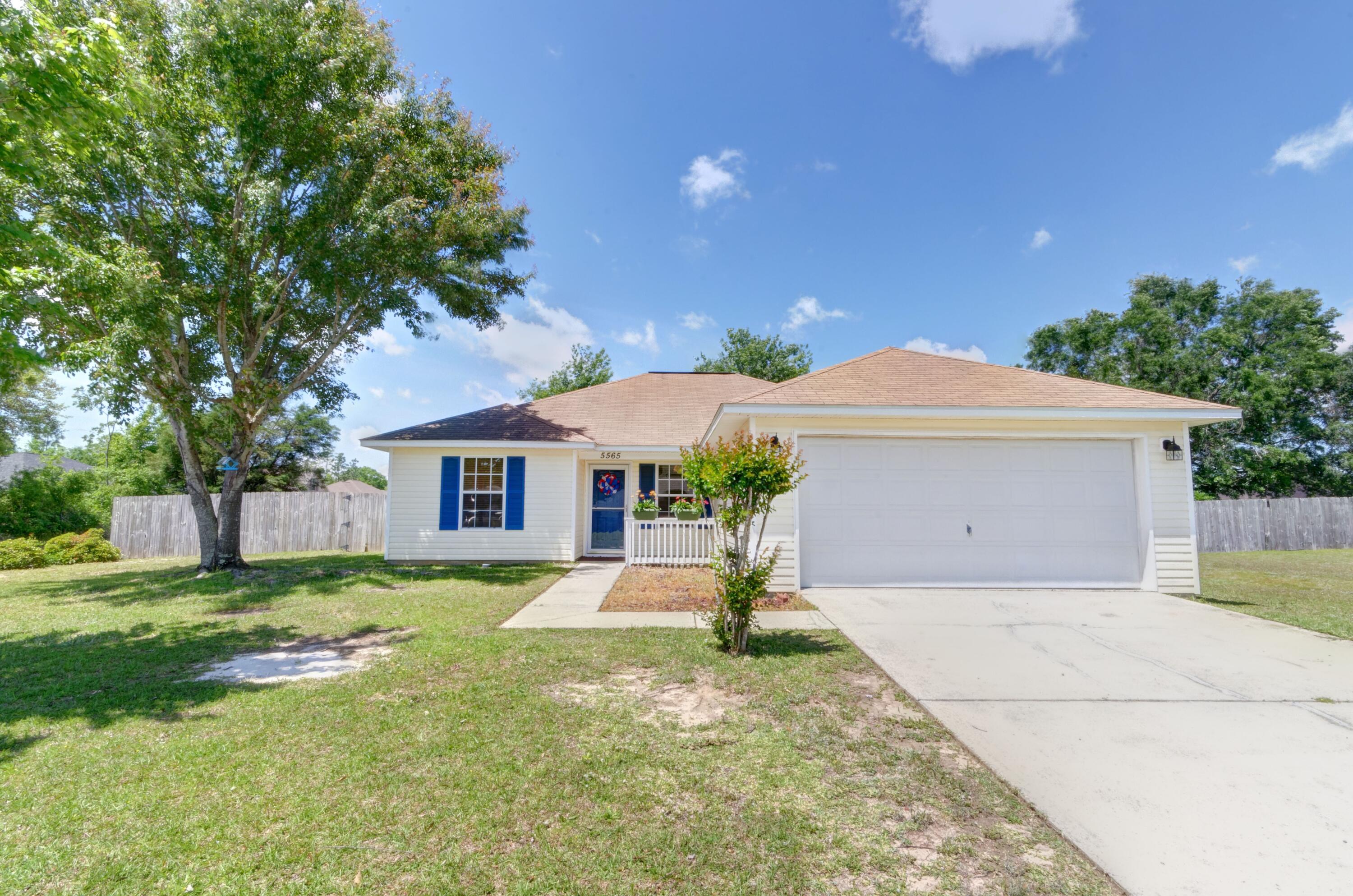 PLANTATION WOODS - Residential
