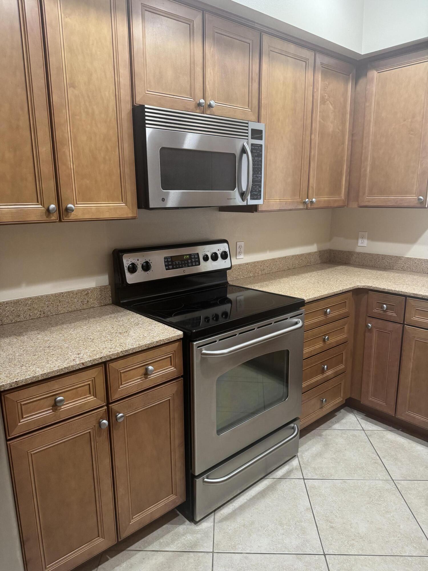 SHELL HARBOR CONDOMINIUM - Residential Lease