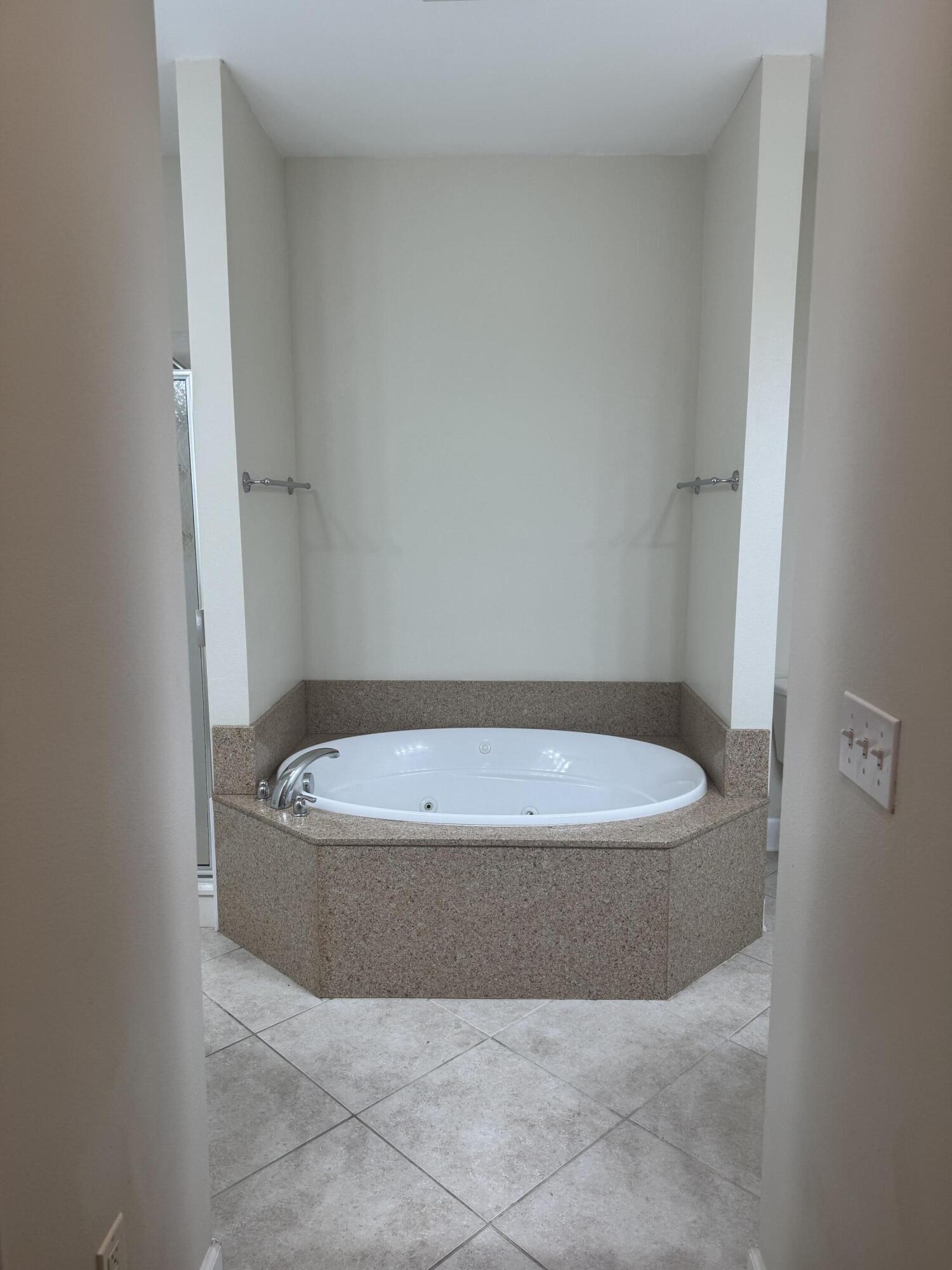 SHELL HARBOR CONDOMINIUM - Residential Lease