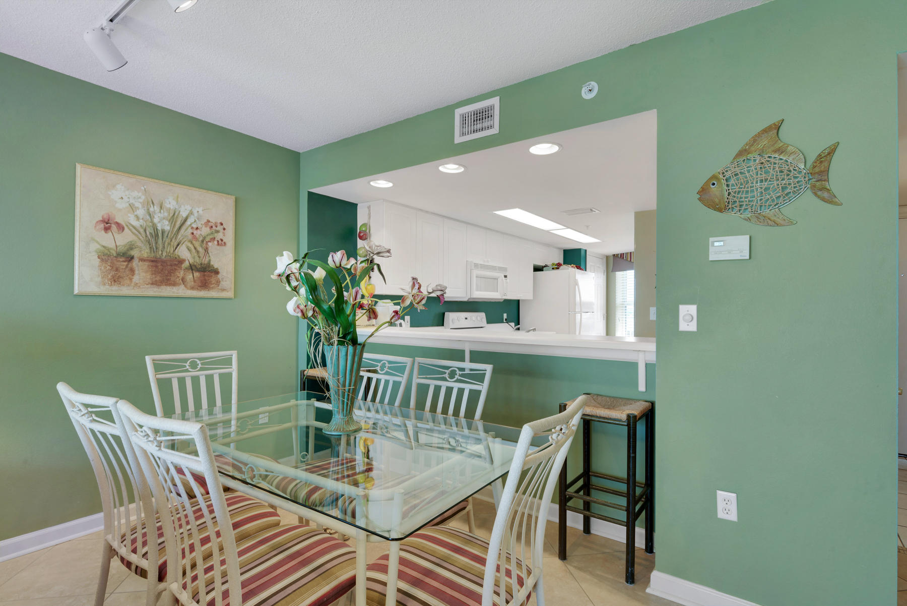 SEACREST CONDOMINIUMS - Residential