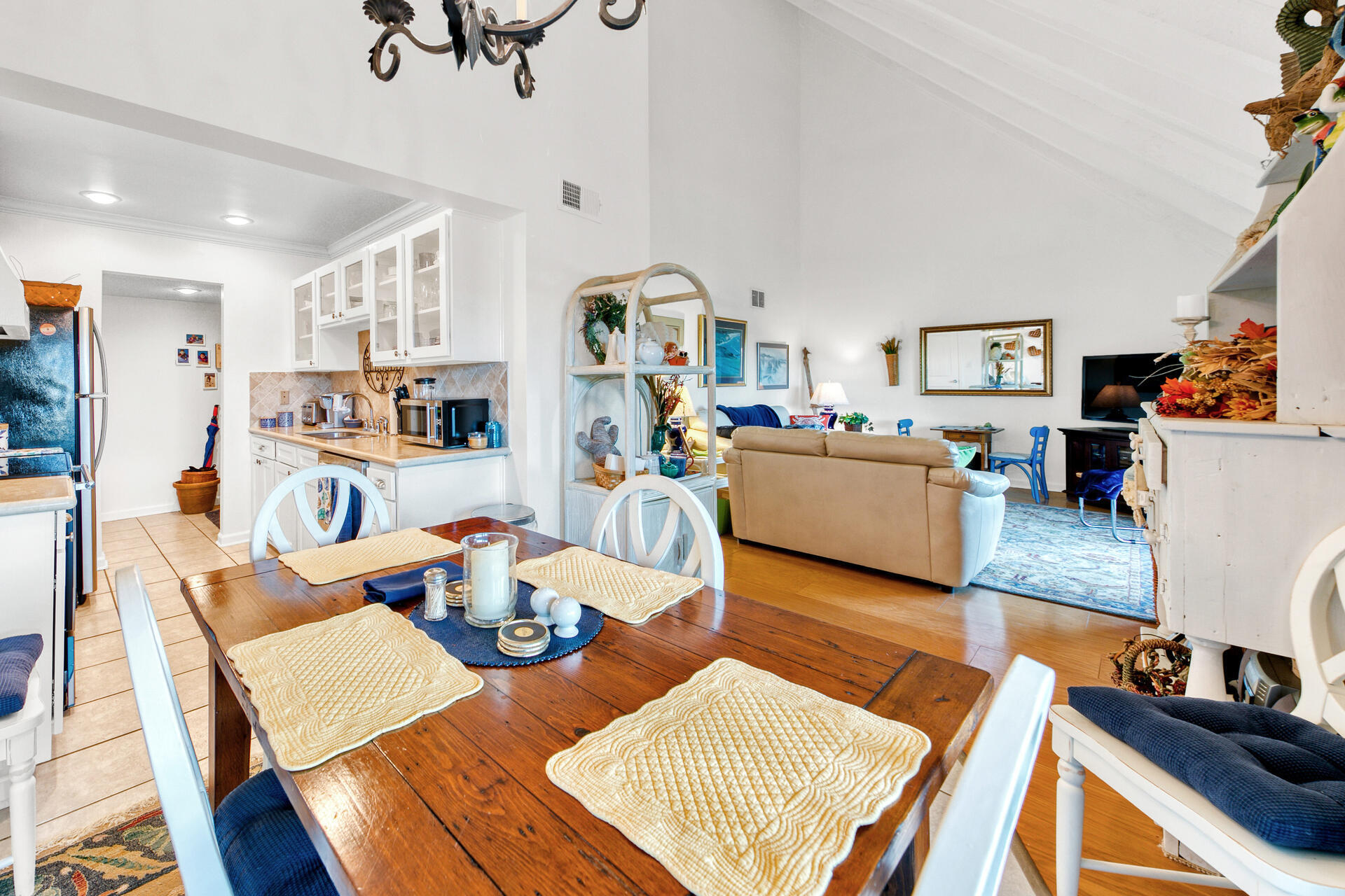 SEASCAPE CONDO GARDEN VILLA - Residential