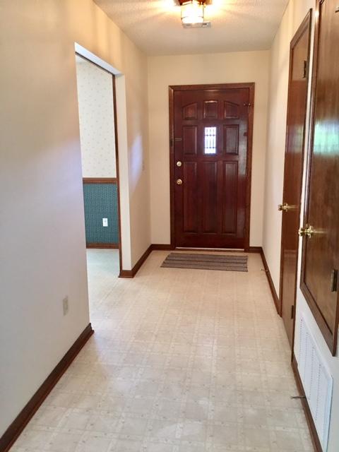 VALPARAISO PINECREST 5 - Residential Lease