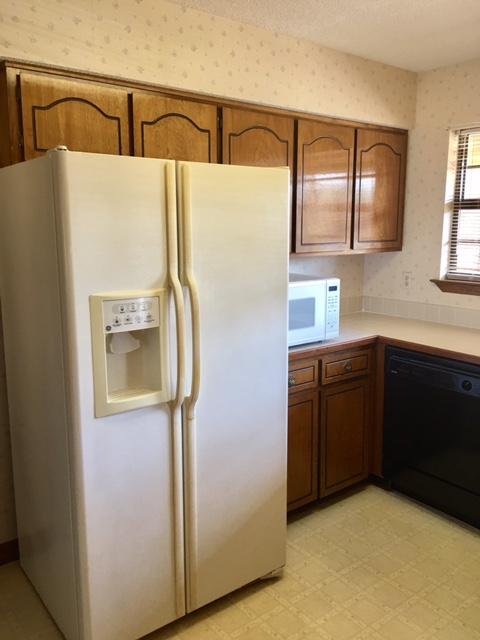 VALPARAISO PINECREST 5 - Residential Lease