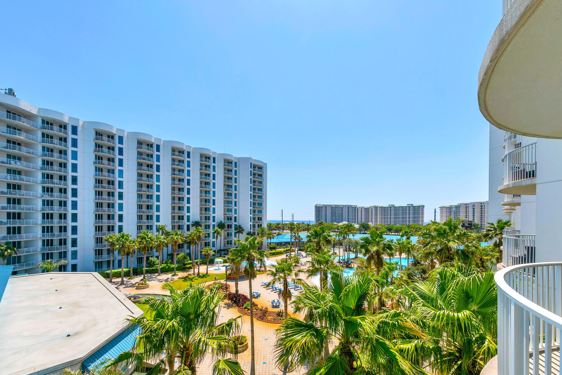 THE PALMS OF DESTIN - Residential