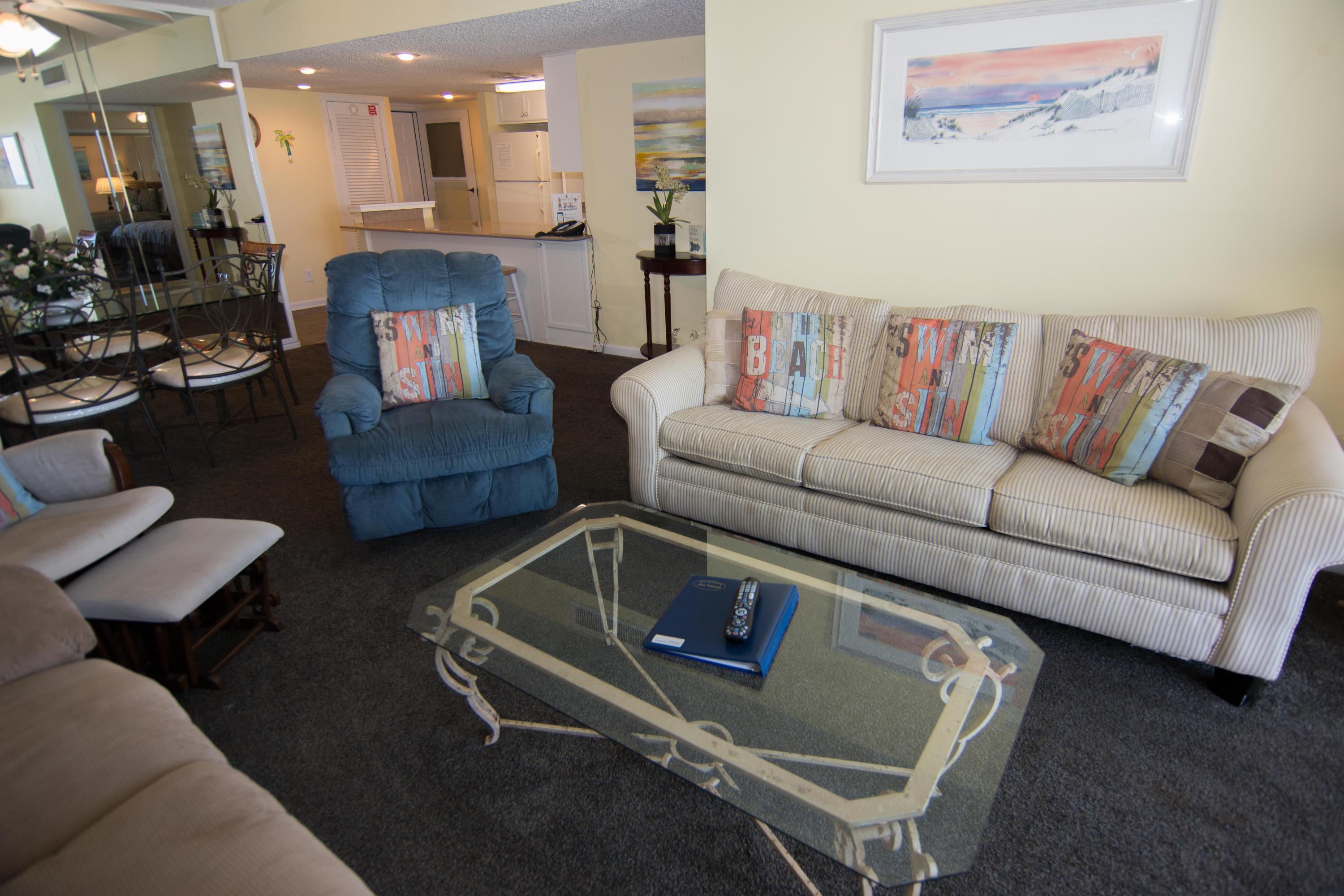 HOLIDAY SURF & RACQUET CLUB - Residential
