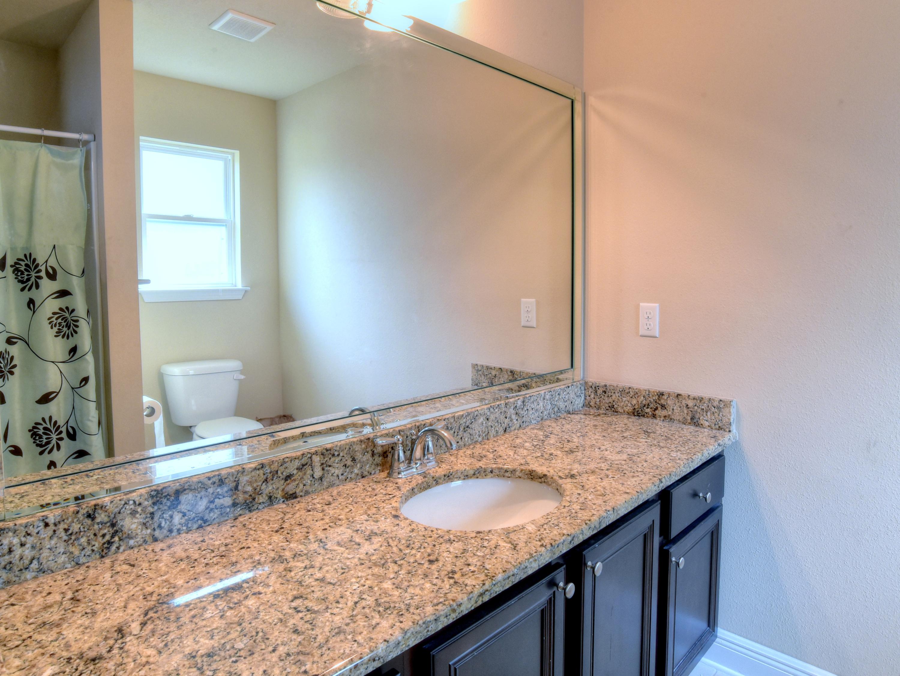 MOSAIC OAKS - Residential Lease
