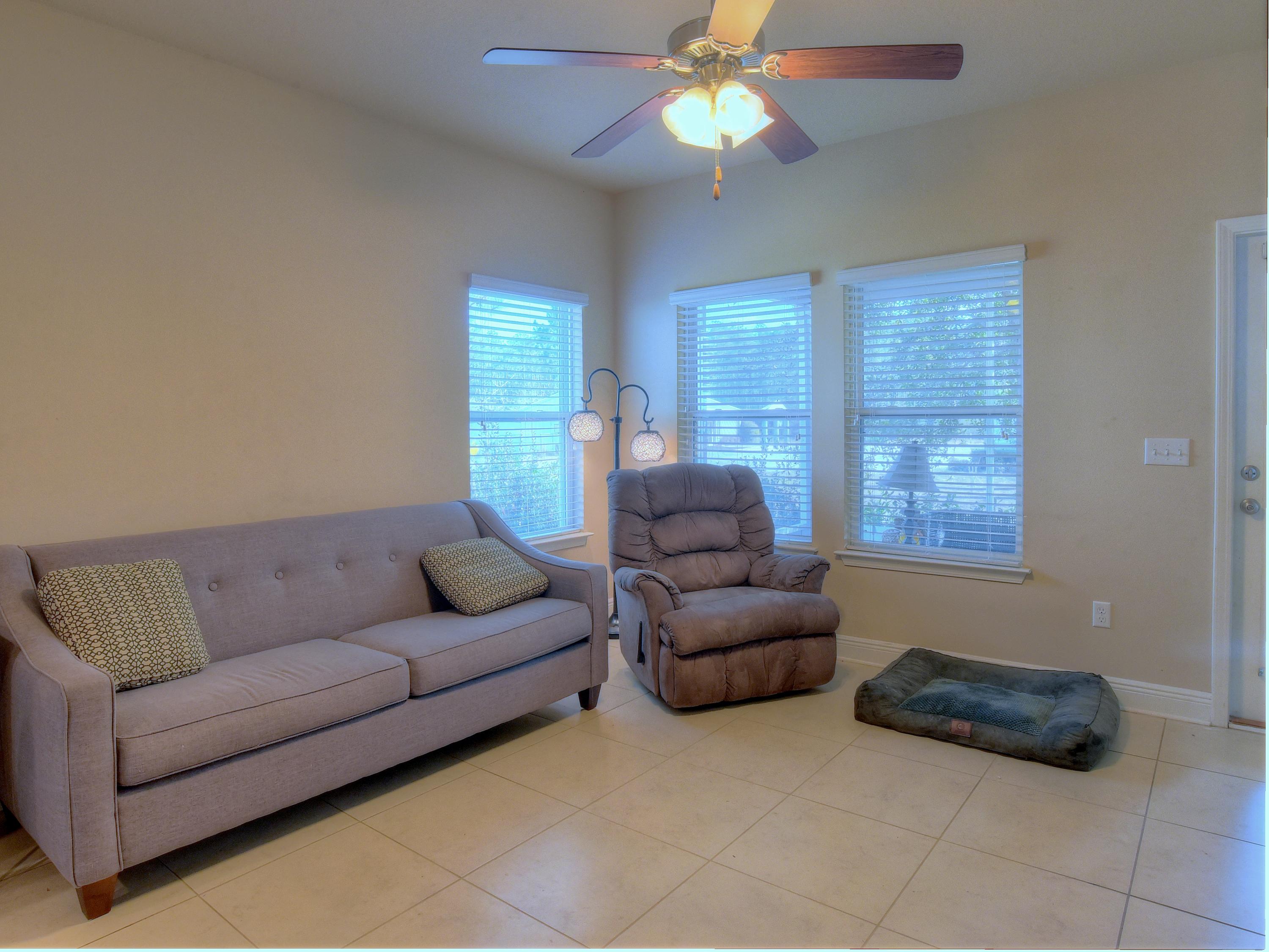 MOSAIC OAKS - Residential Lease