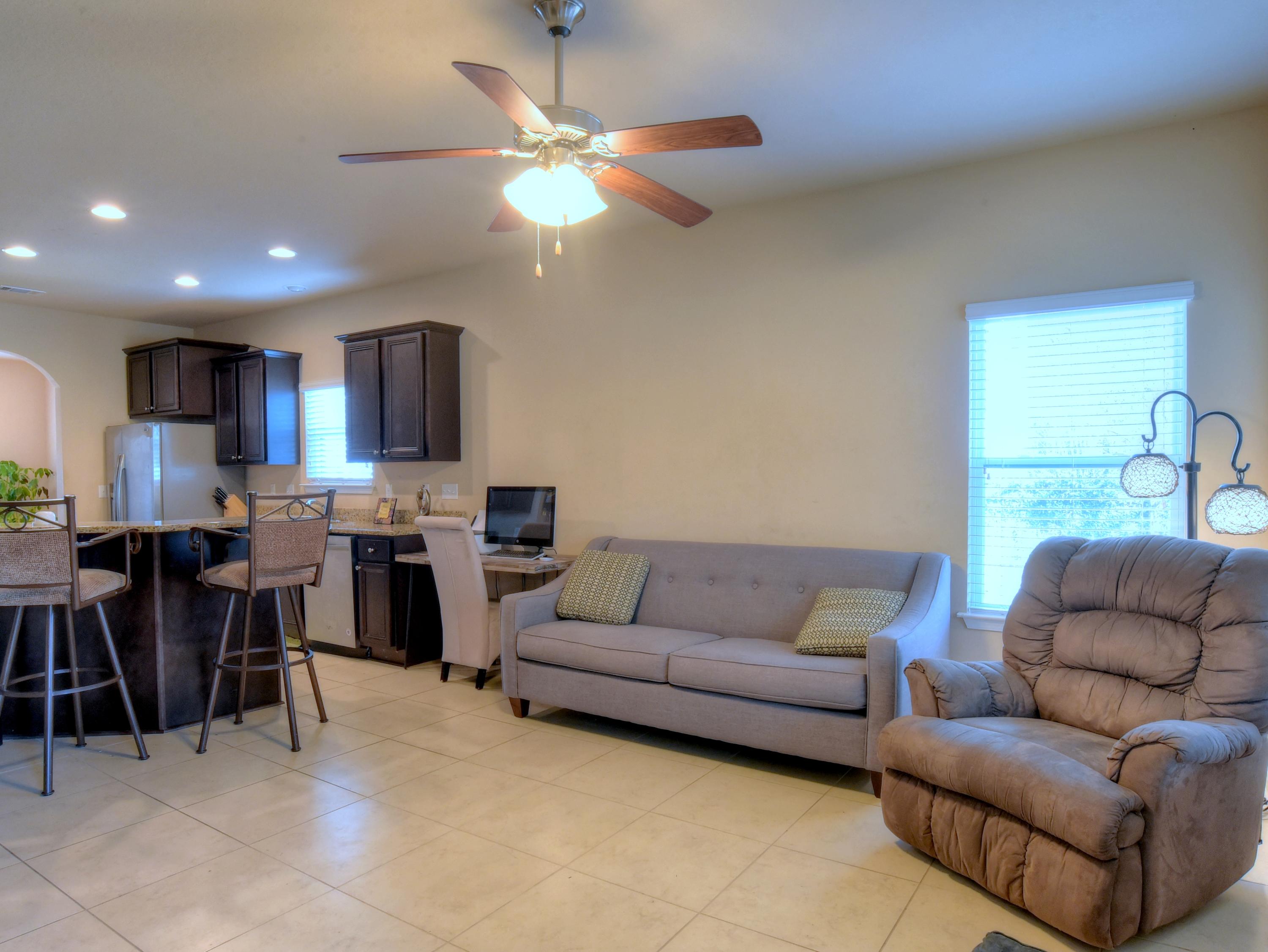 MOSAIC OAKS - Residential Lease
