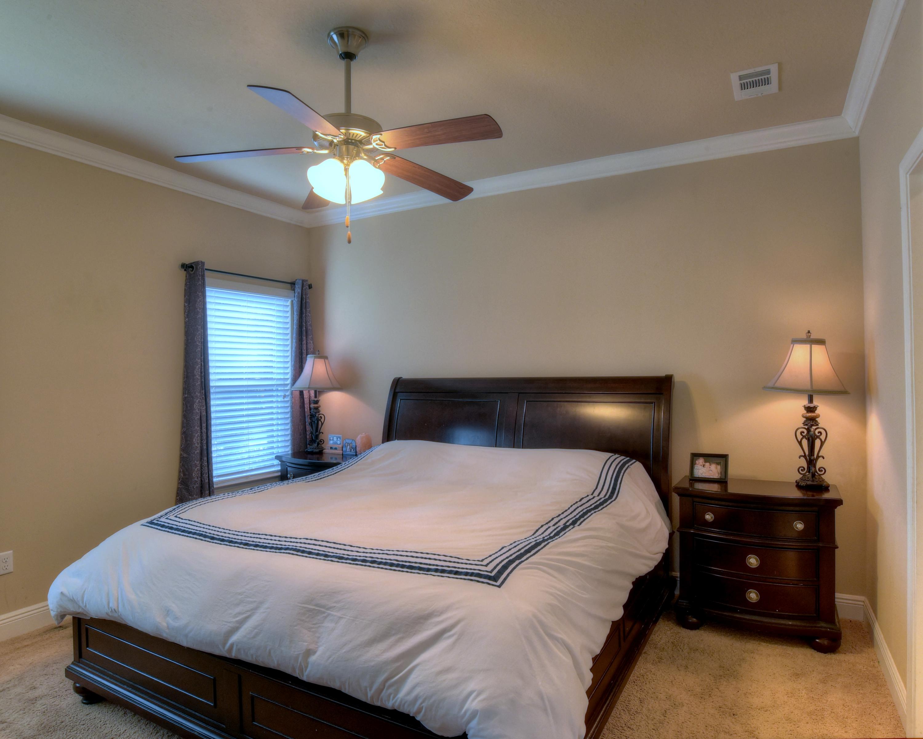 MOSAIC OAKS - Residential Lease