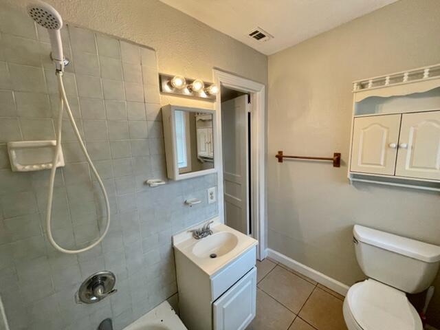 GARNIERS BEACH - Residential Lease