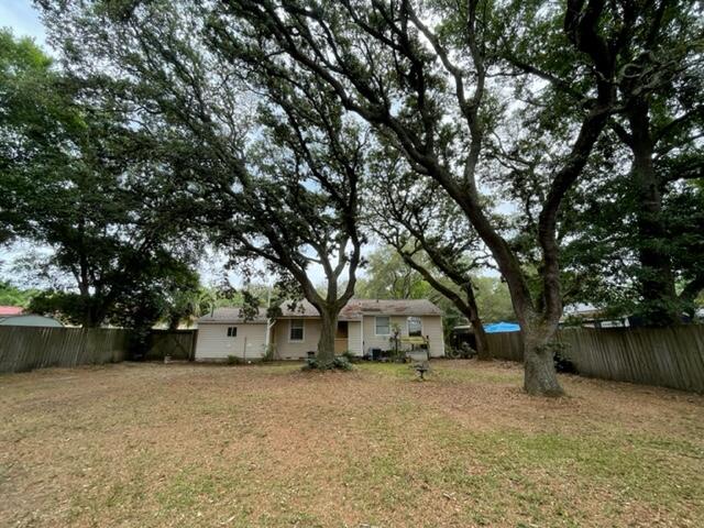 GARNIERS BEACH - Residential Lease