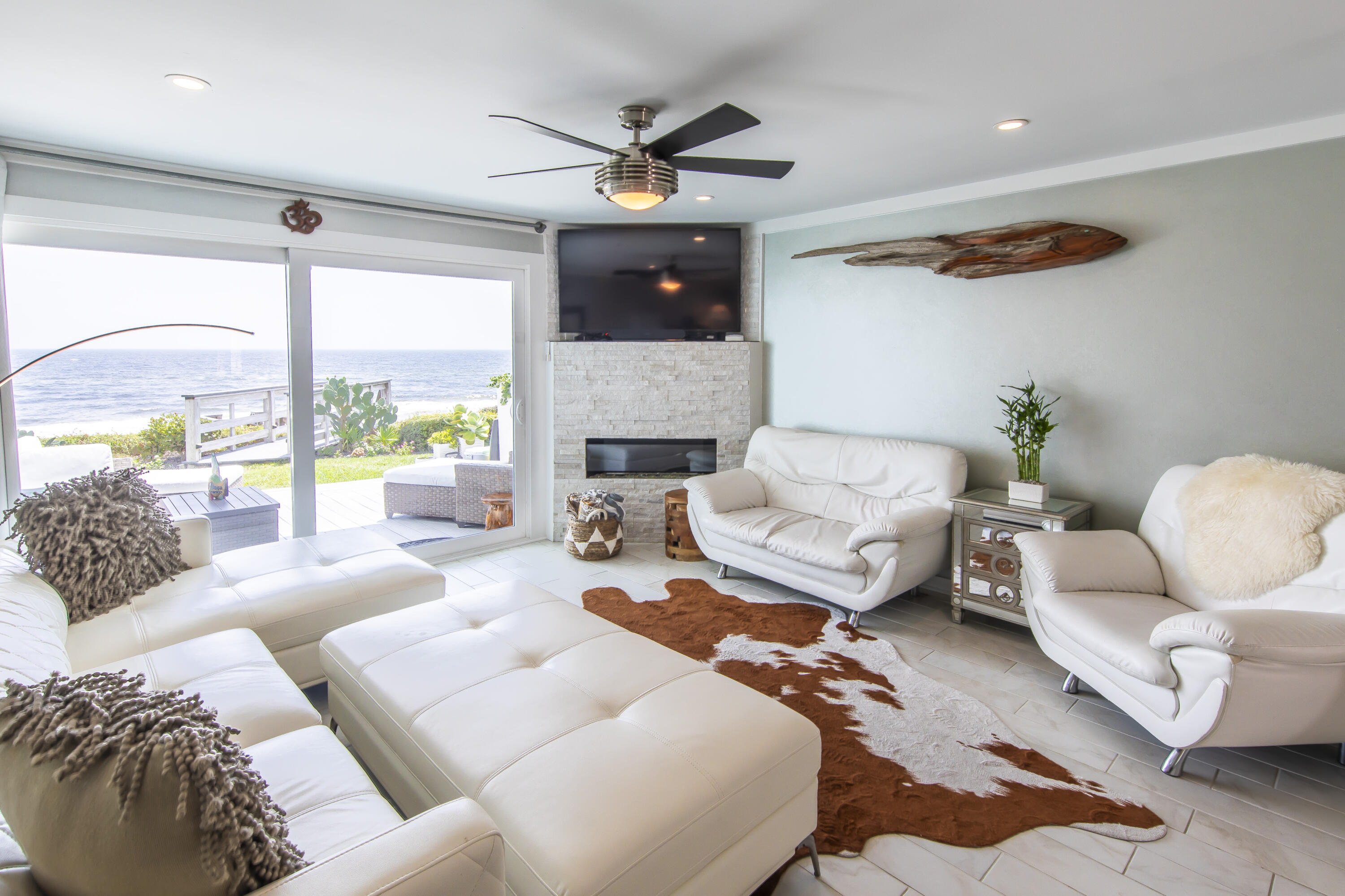 BOOTH BAY T/H - Residential